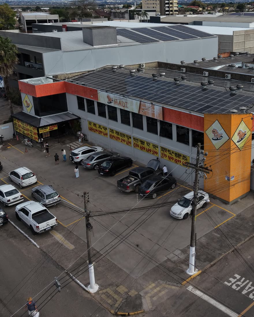Fachada da loja do Supermercado Madi da Av. Andaraí, 172, em Gravataí